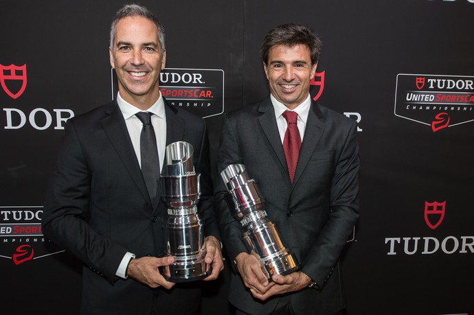 João Barbosa e Christian Fittipaldi com os troféus da United SportsCar (Foto: José Mario Dias)
