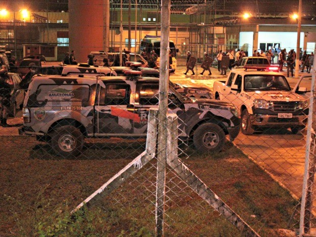 Rebelião no Ipat em Manaus (Foto: Adneison Severiano G1/AM)