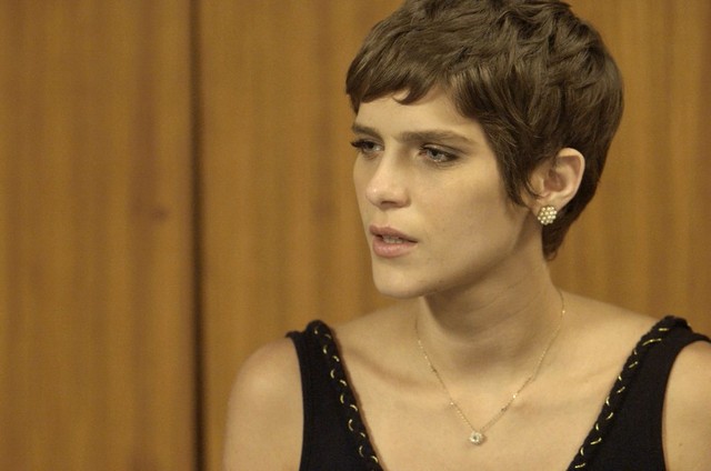 Letícia (Isabella Santoni) (Foto: TV Globo)