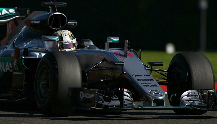 Lewis Hamilton no treino para o GP da Bélgica