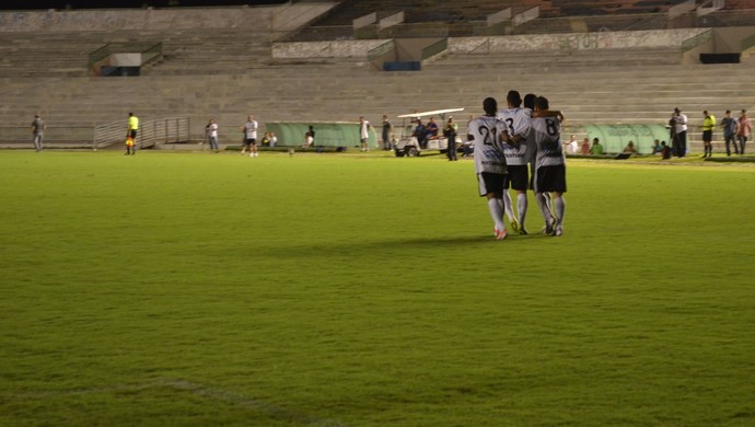 Santa Cruz x Botafogo-PB, Estádio Almeidão (Foto: Hévilla Wanderley / GloboEsporte.com/pb)