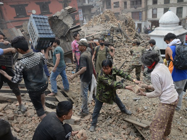 Capital Katmandu foi a mais afetada pelo sismo de magnitude 7,8 (Foto: Prakash Mathema / AFP)