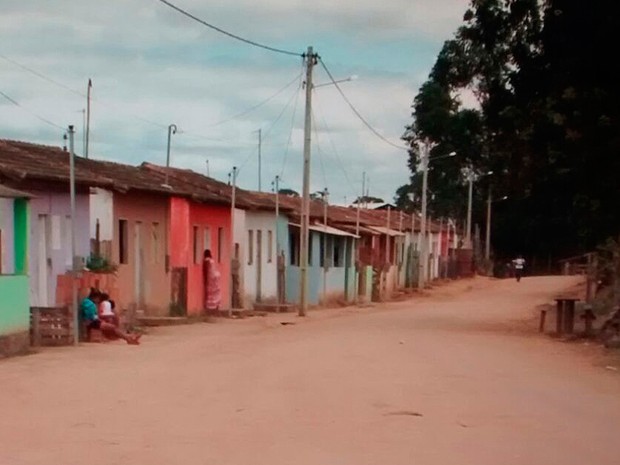 Tremor em Itanhém, Bahia (Foto: Reprodução/ TV Santa Cruz) Tremor em Itanhém, Bahia (Foto: Reprodução/ TV Santa Cruz)