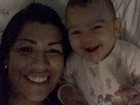 Ellen Cardoso faz selfie fofa com a filha: 'Sorrisinho merece ser postado'