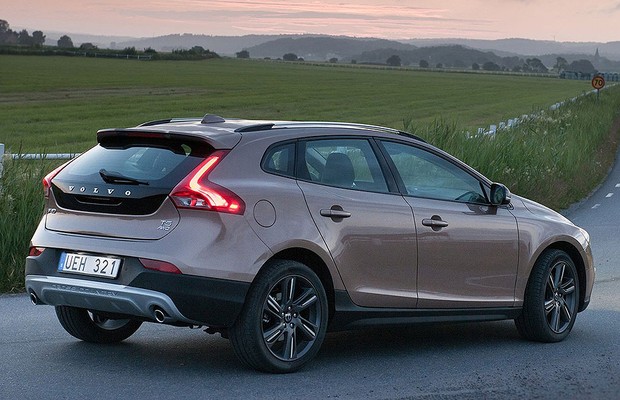 Volvo V40 Versão Cross Country (Foto: Volvo) Volvo V40 Versão Cross Country (Foto: Volvo)