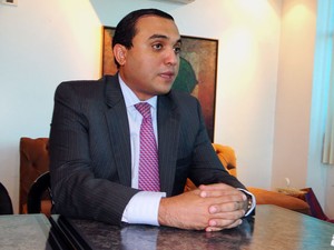 Ney Lopes Júnior, prefeito de Natal, encaminhará projeto de lei para apreciação dos vereadores (Foto: Ricardo Araújo/G1)