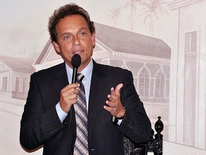 Prefeito de Macaé, Dr. Aluízio (Foto: Flávio Sardou/ Divulgação)