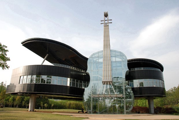 O Urban Planning Exhibition Hall, prédio em forma de piano e violino na China (Foto: Zhang Anhao/Imaginechina)