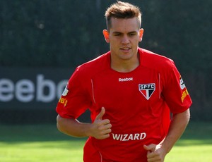 rafael tolói são paulo treino (Foto: Luiz Pires / Vipcomm)