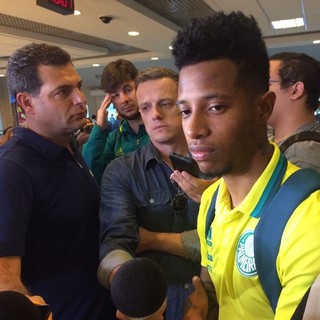 Tchê Tchê ignora queda do Flamengo e valoriza gol do Palmeiras no Sul 