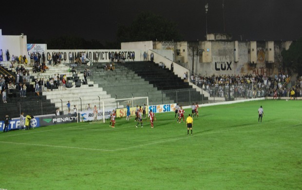 Treze X CRB Série C (Foto: Silas Batista / Globoesporte.com/pb) Treze X CRB Série C (Foto: Silas Batista / Globoesporte.com/pb)