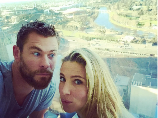 Esposa de Chris Hemsworth diz o que acha do corpão de Thor