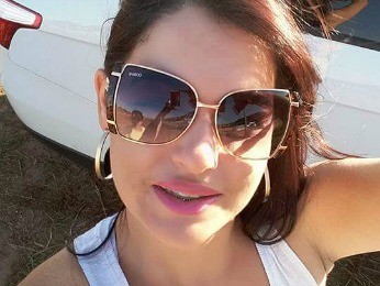 <b>Sandra Godoy</b>, de 29 anos, está desaparecida (Foto: Arquivo pessoal/ Letícia - sandragodoy346.jpg
