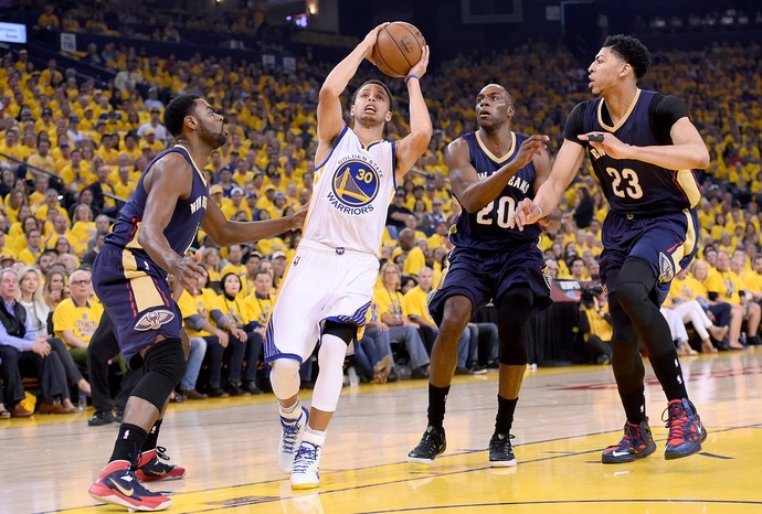 Stephen Curry Golden State Warriors NBA (Foto: Thearon W. Henderson/Getty Images)