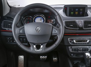 Renault Fluence GT Line 2016 (Foto: Rodolfo Buhrer / La Imagem)
