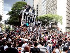 A festa não tem fim: atleticanos celebram pelas ruas de BH (Marcos Ribolli / Globoesporte.com)