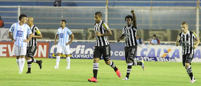 Gol do Ceará Macaé x Ceará - Campeonato Brasileiro Série B (Foto: Tiago Ferreira) Gol do Ceará Macaé x Ceará - Campeonato Brasileiro Série B (Foto: Tiago Ferreira)