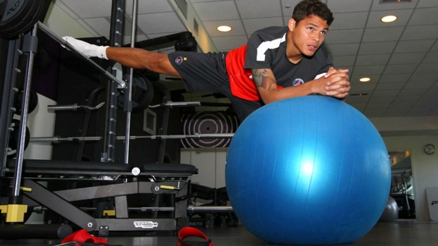 Thiago Silva PSG (Foto: Reprodução / Site Oficial)