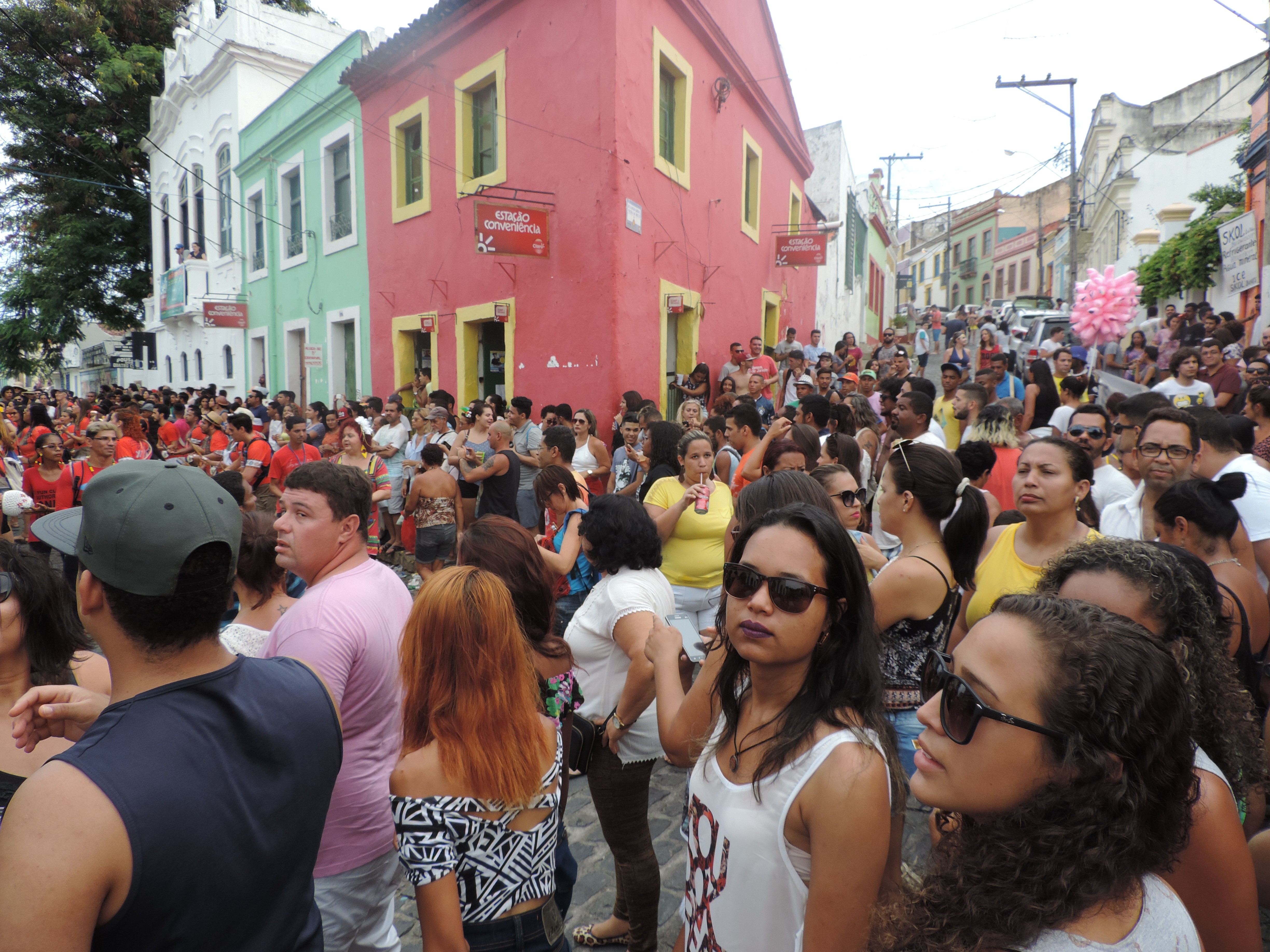 Em Olinda, polos do carnaval funcionarão até meia-noite em todos ... - Globo.com