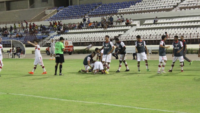 Dudu comemora gol marcado contra o Vitória, no Nordestão sub-20 (Foto: Denison Roma/GloboEsporte.com) Dudu comemora gol marcado contra o Vitória, no Nordestão sub-20 (Foto: Denison Roma/GloboEsporte.com)