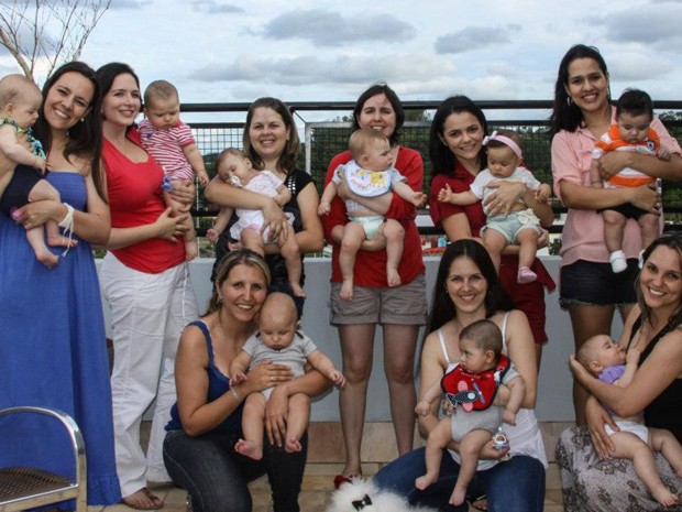 Grupo de mães se reúne sempre na casa de uma integrante (Foto: Arquivo Pessoal)