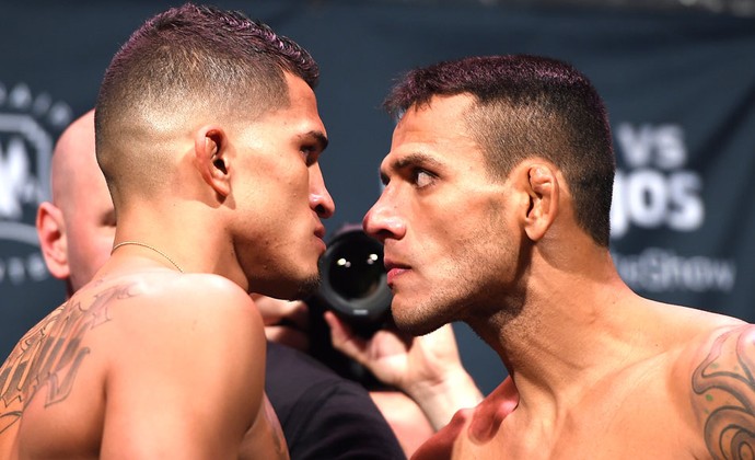 anthonypettis_rafaeldosanjos--ufc185-get.jpg
