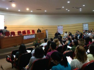 Seminário em Porto Velho discute gravidez na adolescência (Foto: Larissa Matarésio/G1)
