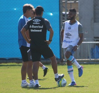 Renato Portaluppi Grêmio Fernandinho (Foto: Eduardo Moura/GloboEsporte.com)