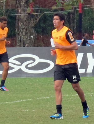 Caceres, Flamengo (Foto: Richard Souza / Globoesporte.com)