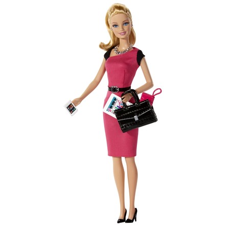 Impossível ser mulher': Como filme Barbie transforma boneca em