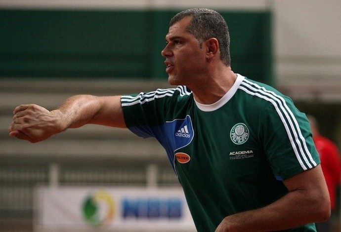 Palmeiras conta com 'torcida que canta e vibra' para se manter no NBB