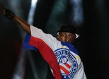 Última noite tem Ne-Yo com bandeira do Bahia e mais 'Lepo Lepo' do Psi