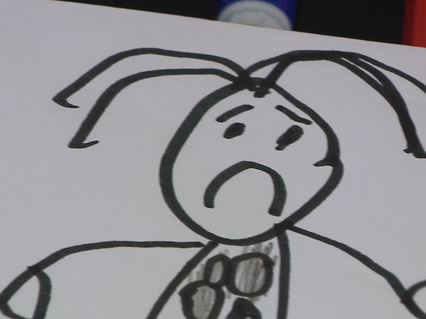 Crianças podem dar sinais de depressão por meio de desenhos (Foto: Reprodução/TV Cabo Branco)