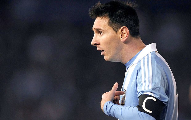Messi jogo Argentina contra Colômbia (Foto: Reuters)