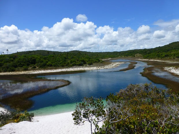 Vista da Lagoa Azul é uma das mais esperadas pelos visitantes (Foto: Maiana Belo/G1 BA)