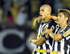 Doria gol Botafogo (Foto: AGIF)