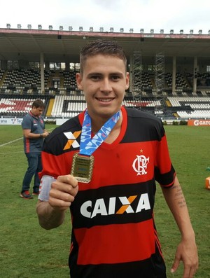 Matheus Sávio Flamengo (Foto: Felipe Schmidt)