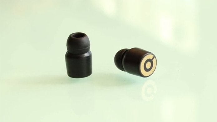 Fones de ouvidos sem fios são minúsculos e independentes entre si (Foto: Reprodução/Kickstarter)