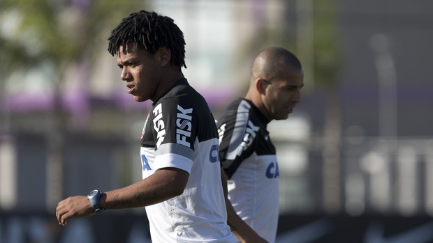 Romarinho e Emerson Corinthians (Foto: Daniel Augusto Jr / Agência Corinthians)