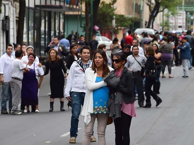 http://s2.glbimg.com/_HeNeN9OUlsFvMstxaigop6yIxQ=/s.glbimg.com/jo/g1/f/original/2014/05/08/terremoto_mexico_4.jpg
