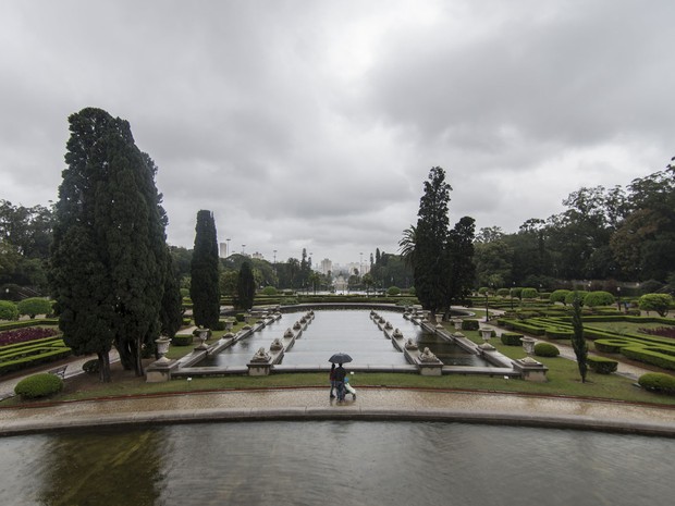 O Parque da Independência, onde fica o museu, funciona normalmente e não tem relação com a obra de restauro (Foto: Marcelo Brandt/G1)