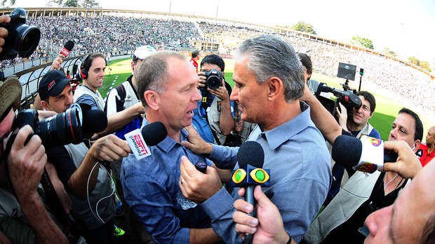 Tite-Mano-Tite: para comentarista, Corinthians errou nas duas trocas