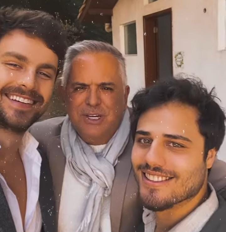 Paulo Dalagnoli, Orlando Morais e Guilherme Curti em cerimônia de Cleo e Leandro D'Lucca (Foto: Reprodução/Instagram)