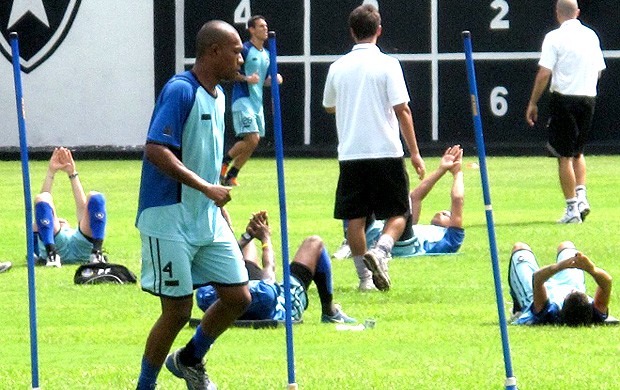 brinner botafogo treino (Foto: Thales Soares / Globoesporte.com)