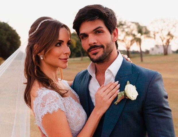 Lucas Fernandes, ex-participante do BBB18, casou com Ana Lucia Vilela, em Foz do Iguaçu (PR), no dia 8 de julho de 2021 (Foto: Paulo Yakovenko)