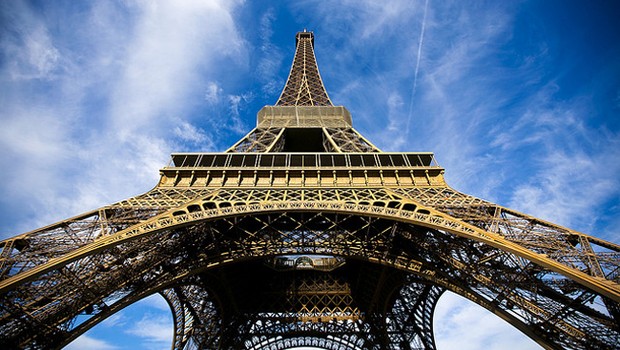 Há 130 anos, Eiffel iniciava as obras do monumento mais popular do mundo -  Época Negócios