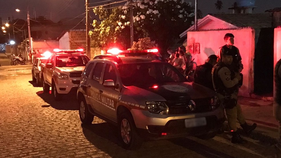 Crime aconteceu no bairro de Mandacarul, em João Pessoa (Foto: Walter Paparazzo/G1)