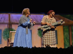 O espetáculo, que já integrou a programação do projeto “A Escola vai Ao Teatro”, já foi visto por mais de 14 mil alunos da rede de ensino pública e particular da Grande Vitória. (Foto: Divulgação/Dourado Produções) O espetáculo, que já integrou a programação do projeto “A Escola vai Ao Teatro”, já foi visto por mais de 14 mil alunos da rede de ensino pública e particular da Grande Vitória. (Foto: Divulgação/Dourado Produções)