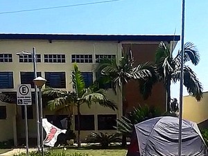 G Alunos Da Usp Acampam Em Frente Prefeitura Do Campus Para