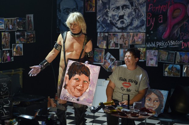 'Pricasso' foi uma das atrações da feira erótica de Sydney, na Austrália (Foto: Peter Parks/AFP)
